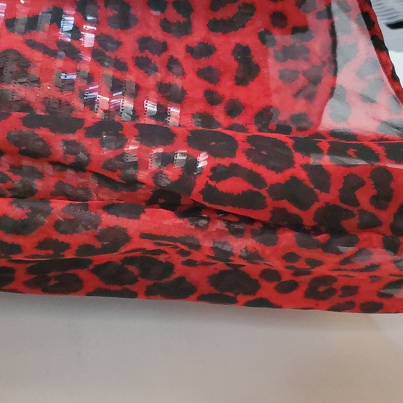 Avon Animal Print Summer 3/4 Sleeve Button-up Blouse Medium - Picture 6 of 9